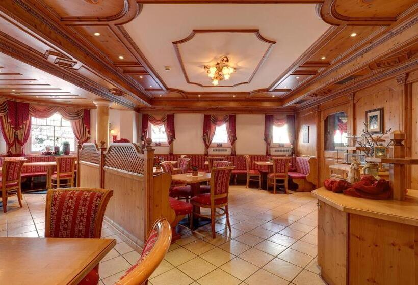 Отель Garni Schneider