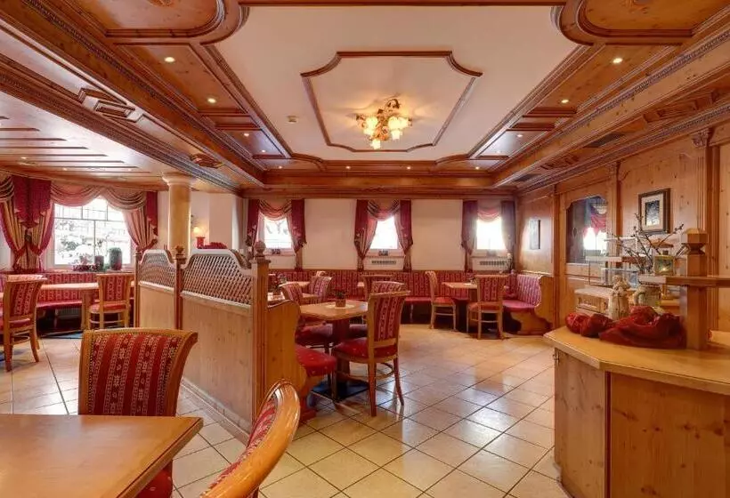 Hotelli Garni Schneider