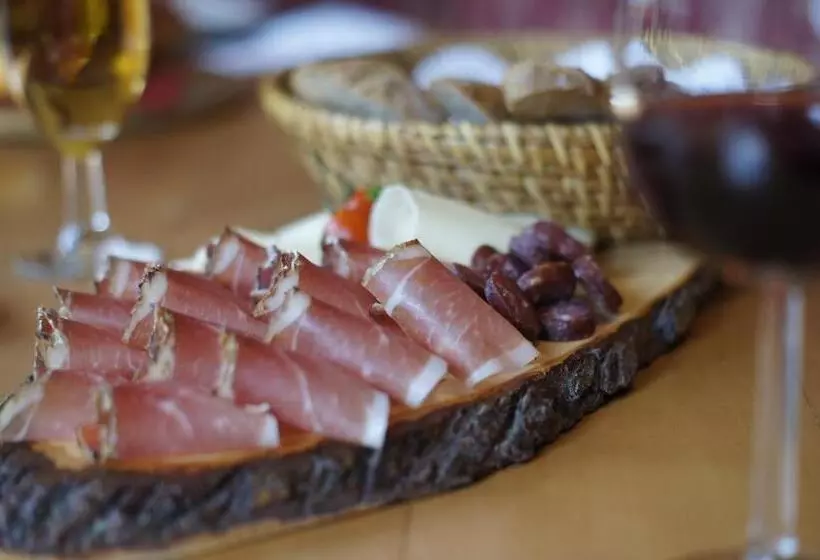 Hotelli Garni Schneider