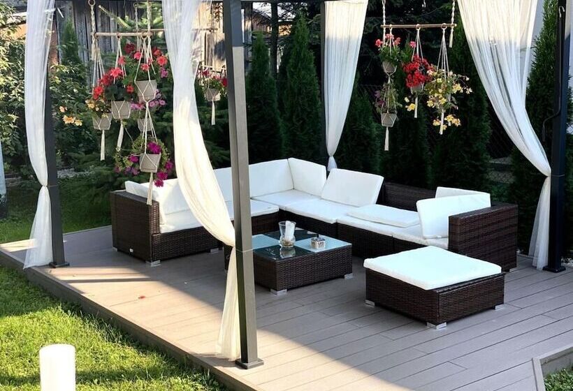 پانسیون Borek