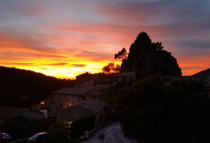 Пансион Mas De Carabelle