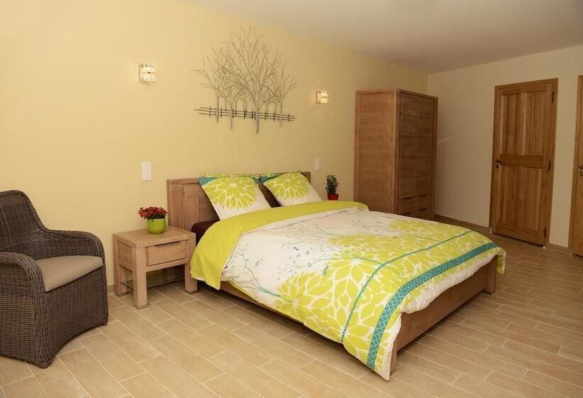 Пансион Mas De Carabelle