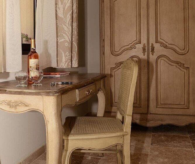 Пансион Mas De Carabelle