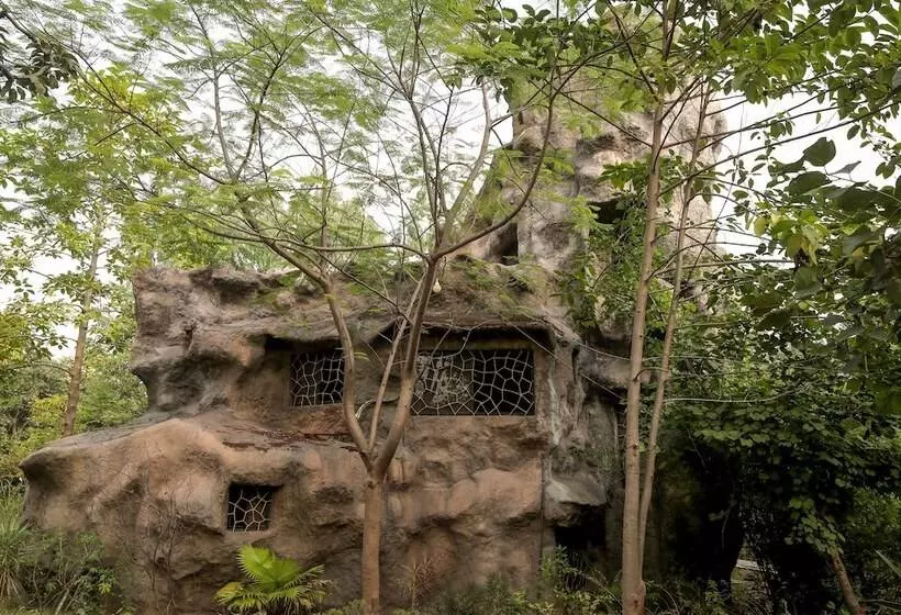 リゾートホテル Tathastu Pench