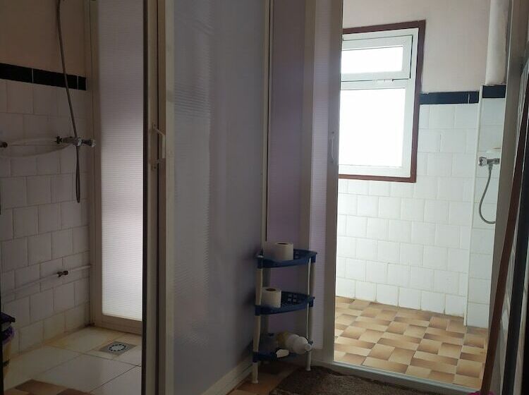 Auberge De Jeunesse Ouarzazate   Hostel