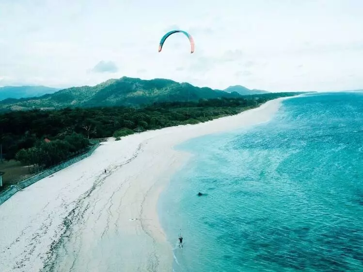 ベッドアンドブレックファースト Baha Baha Villas