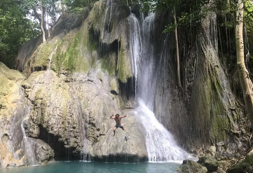 ベッドアンドブレックファースト Baha Baha Villas