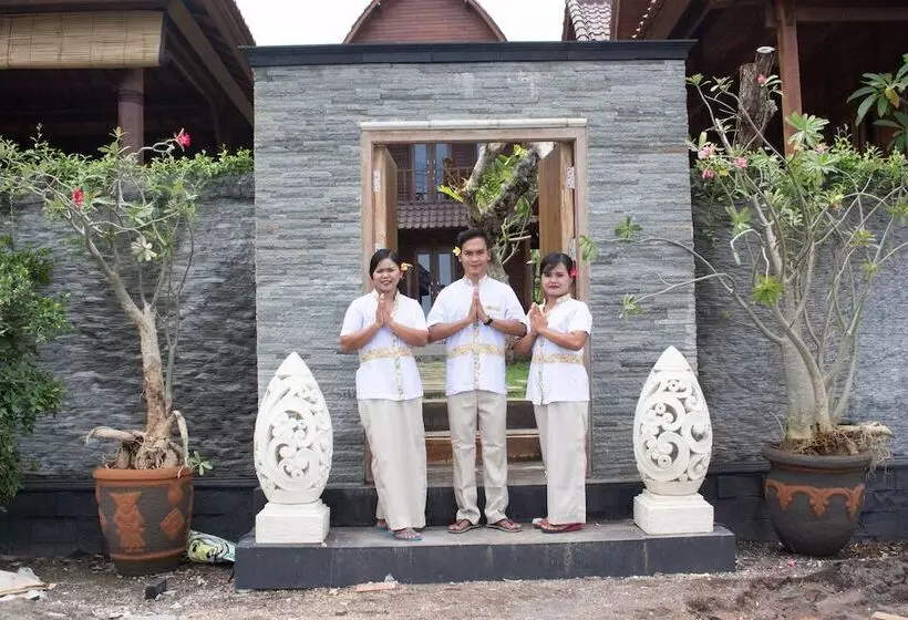 ベッドアンドブレックファースト Boga Segara Villa And Resto