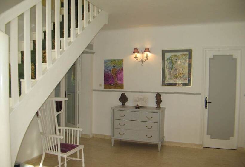 צימר Domaine De L Arnaudière