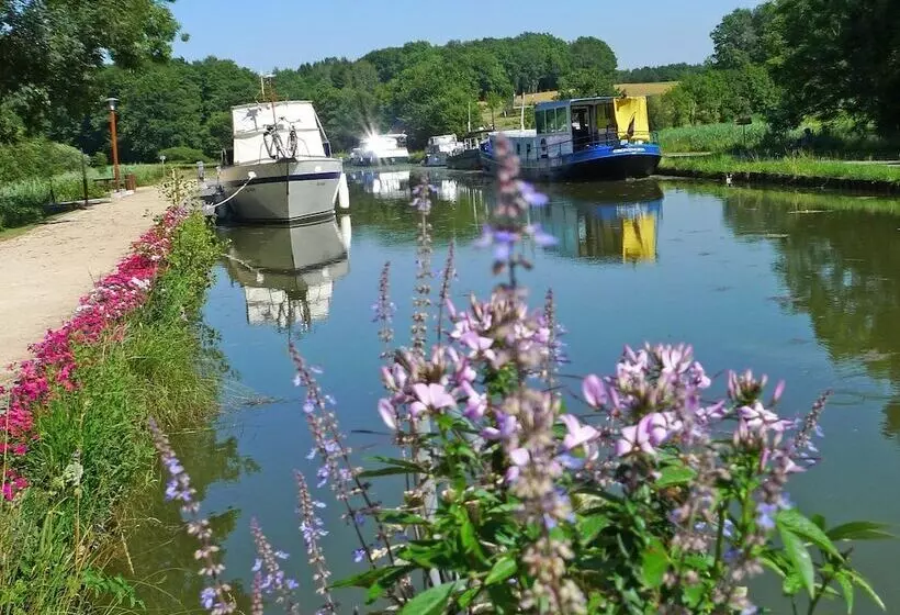 Aamiaismajoitus (B&B) Maison Curiale