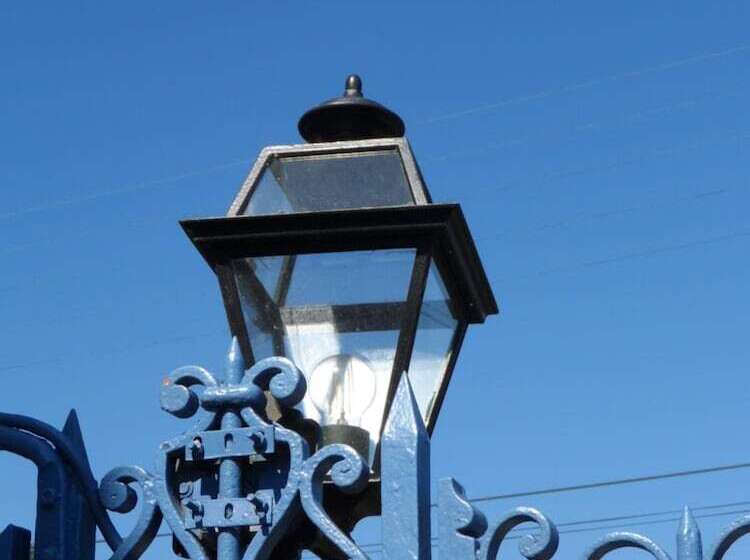 ベッドアンドブレックファースト Maison Curiale