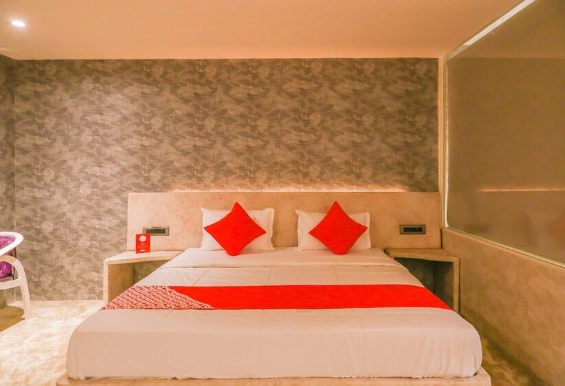 Capital O 22428 Hotel Dreams