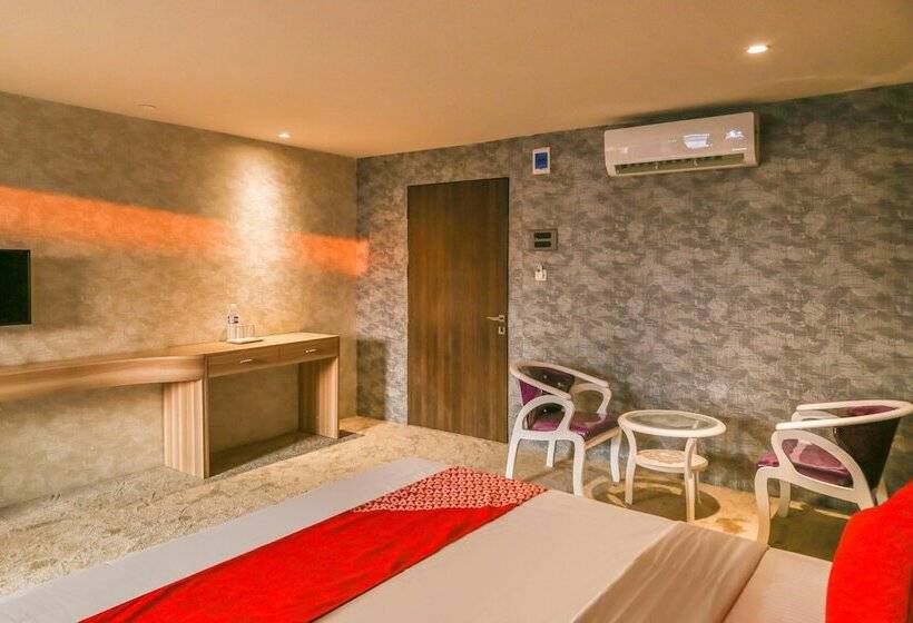 Capital O 22428 Hotel Dreams