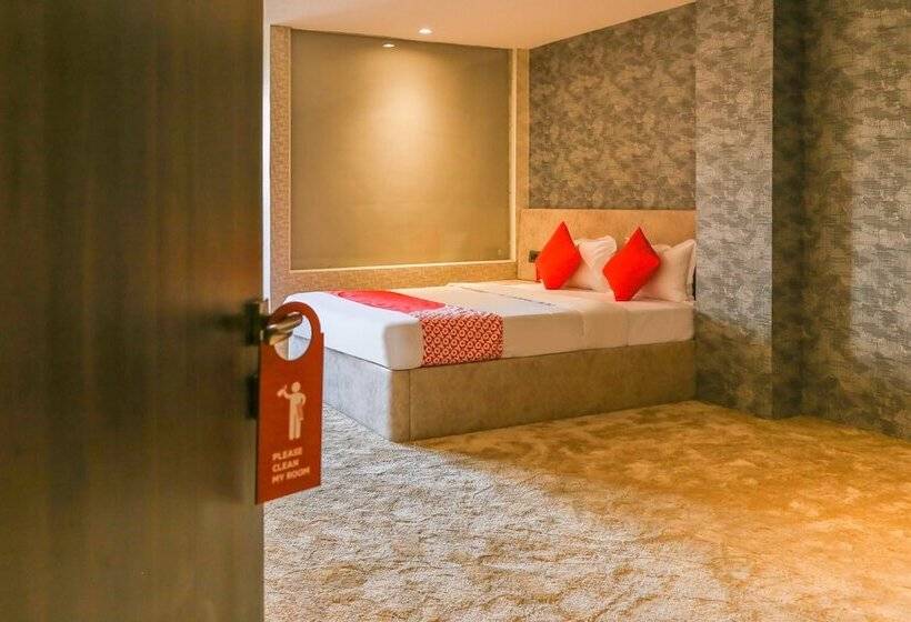 Capital O 22428 Hotel Dreams