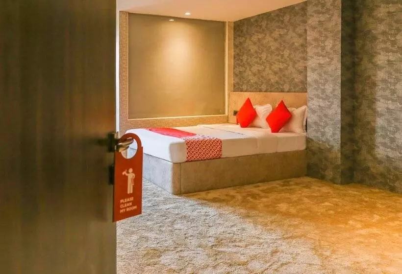 Capital O 22428 Hotel Dreams
