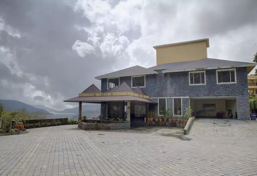 Hotelli Antariksh Retreat