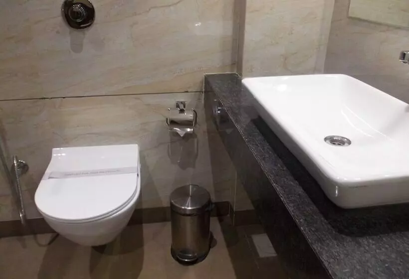 Hotelli Antariksh Retreat