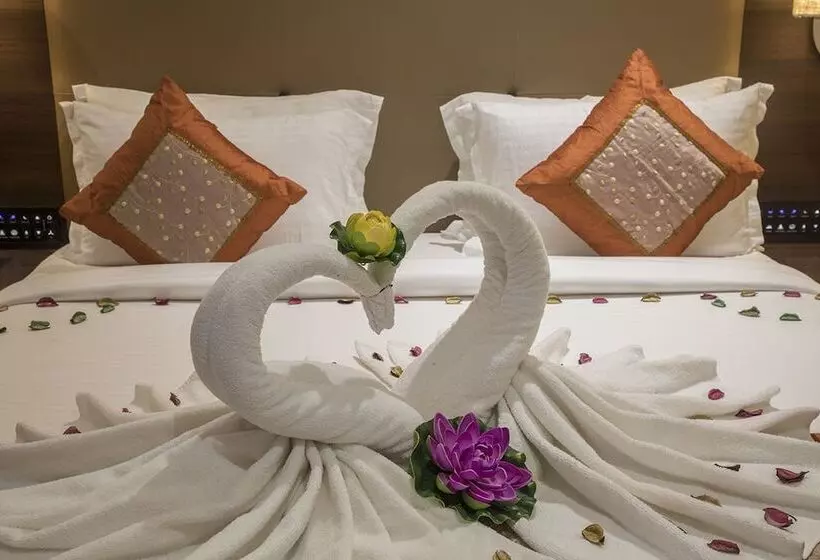 Hotelli Antariksh Retreat