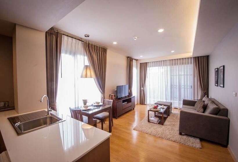 호텔 Burgundy Residence 304