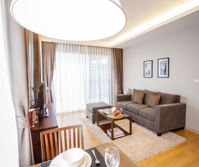 호텔 Burgundy Residence 304