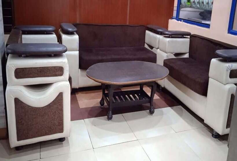 Hotel Chakasha Govindam