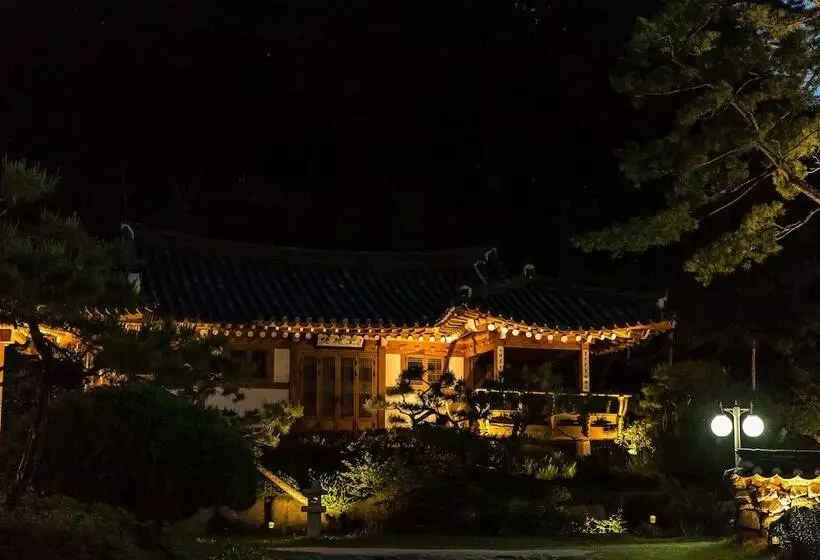 ホテル Chosun Royal Family