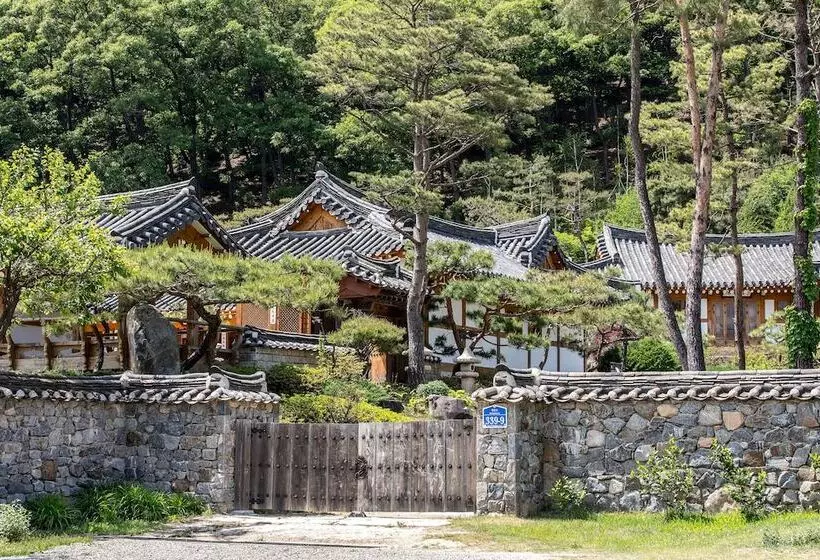 ホテル Chosun Royal Family