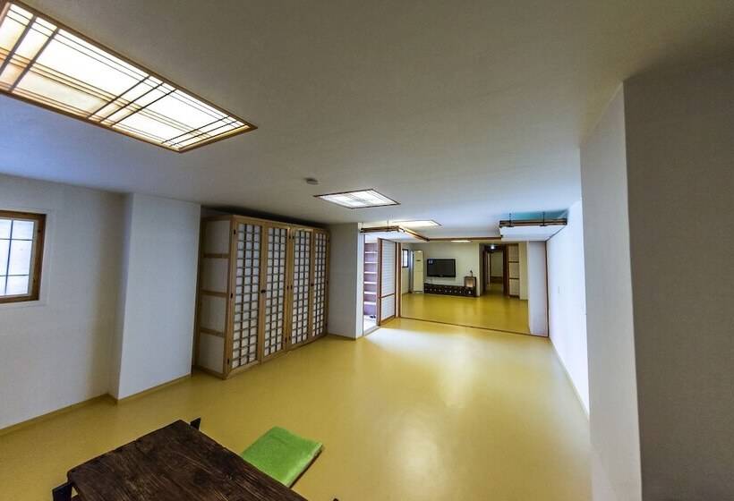 Hotel Chosun Royal Family