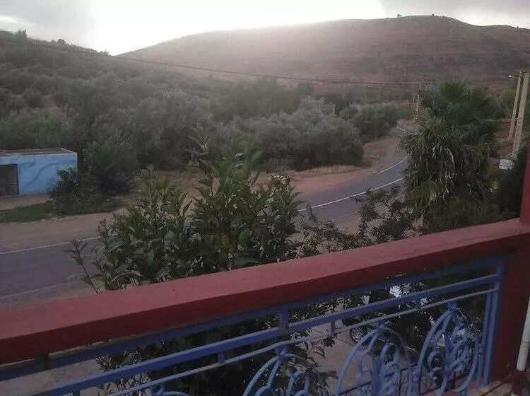هتل Hôtel Daroudar