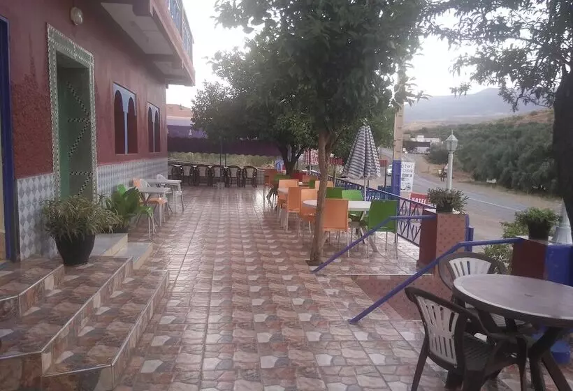 هتل Hôtel Daroudar