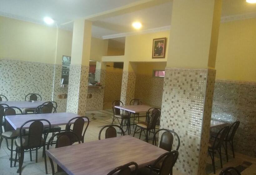 هتل Hôtel Daroudar