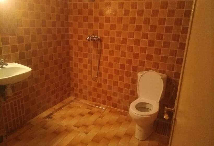 هتل Hôtel Daroudar