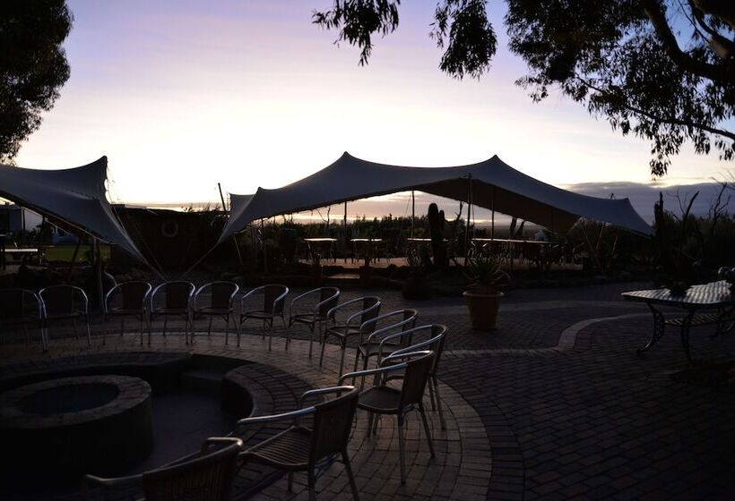 فندق Inverdoorn Game Reserve Lodge