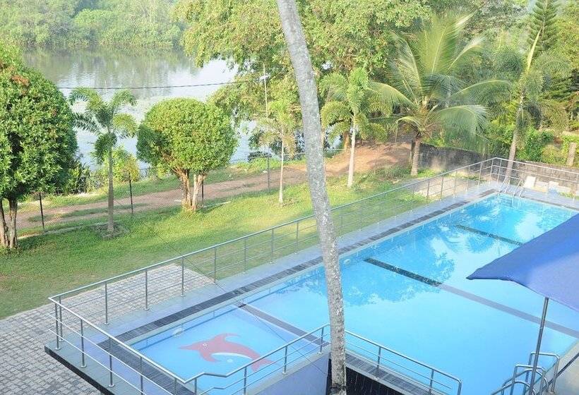 בית מלון כפרי Kamaro Holiday Resort