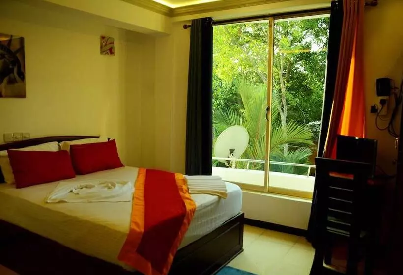 ホテル Kamaro Holiday Resort