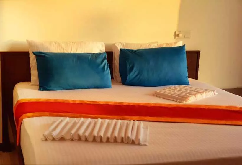 ホテル Kamaro Holiday Resort