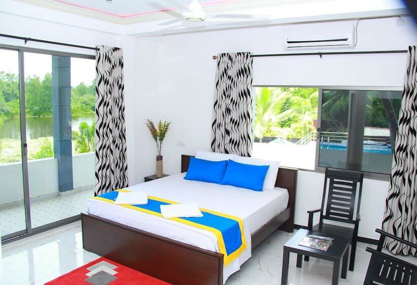 בית מלון כפרי Kamaro Holiday Resort