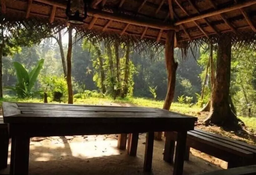 Hotelli Kuru Ganga Villa