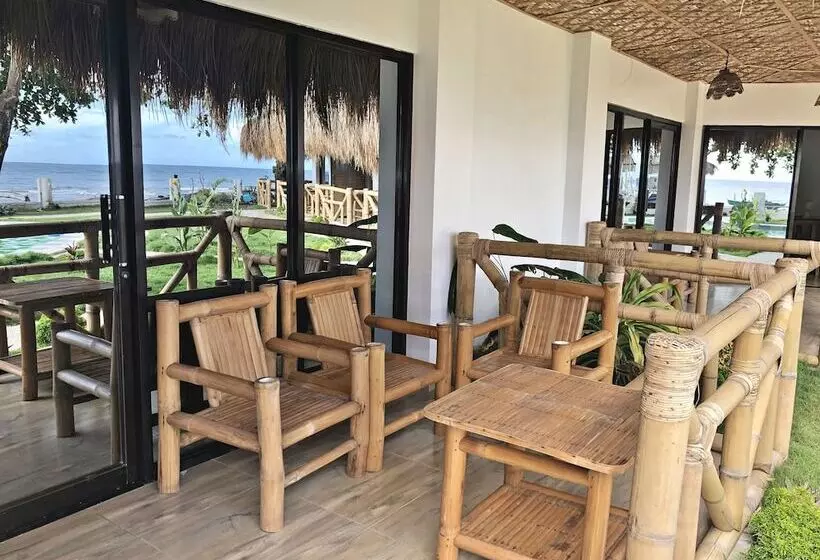 Hotelli Lavanya Beach And Dive Resort