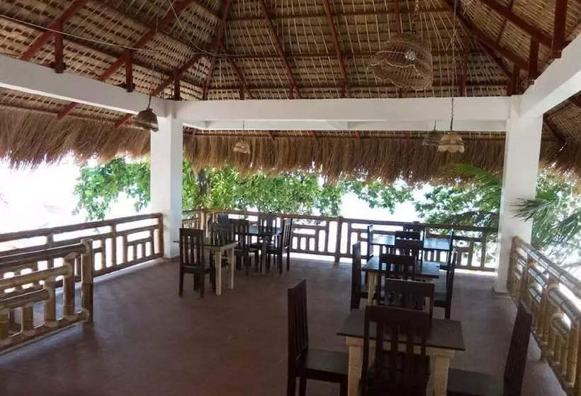 Hotelli Lavanya Beach And Dive Resort
