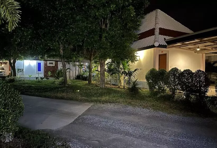 Hotelli Suanrak Resort