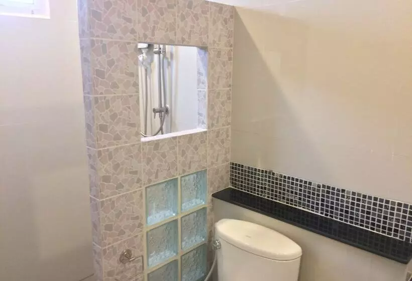 Hotelli Suanrak Resort