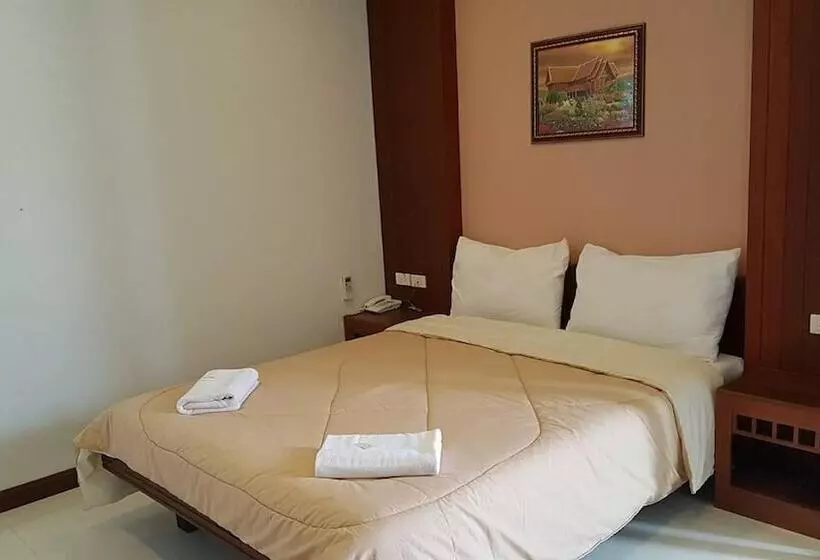 Hotelli Suanrak Resort