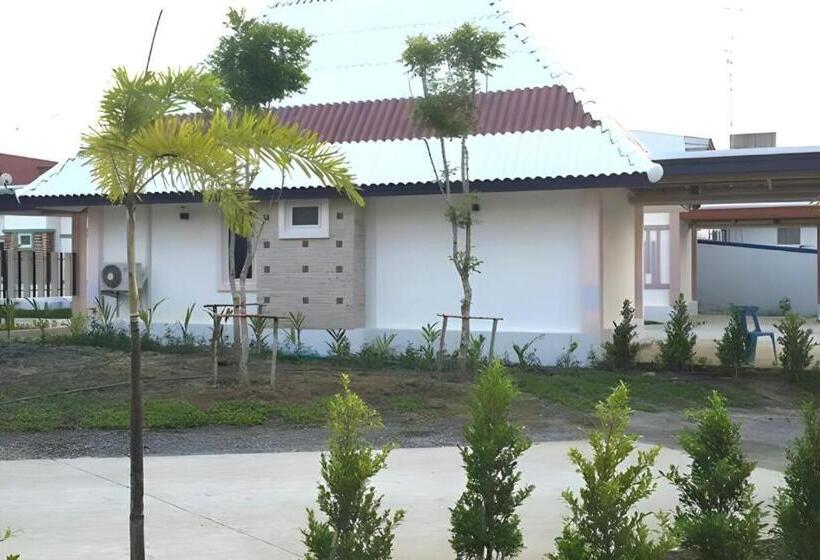 בית מלון כפרי Suanrak Resort