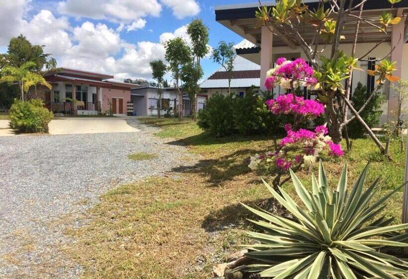 בית מלון כפרי Suanrak Resort