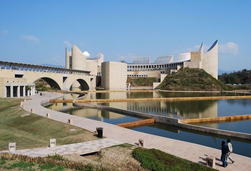 Hotel The Fort Nalagarh