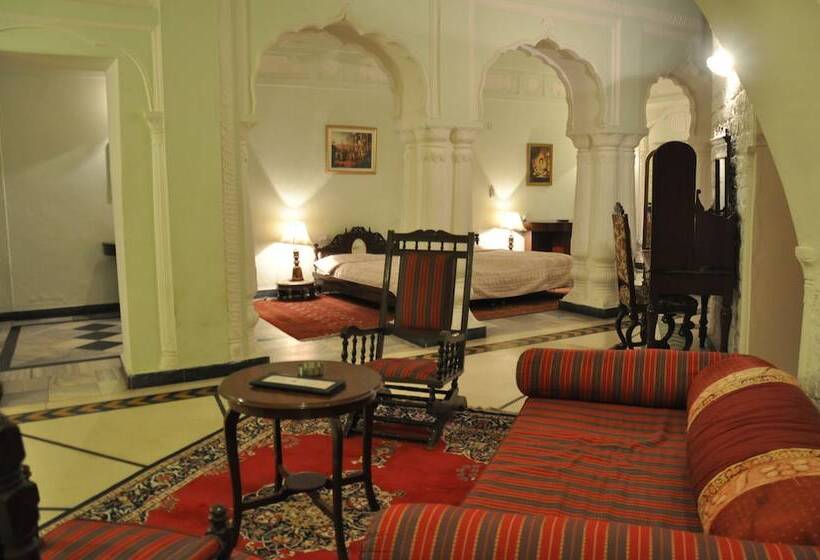 Hotel The Fort Nalagarh