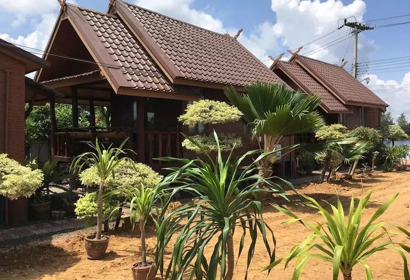 ペンション Baan Tubtim Resort
