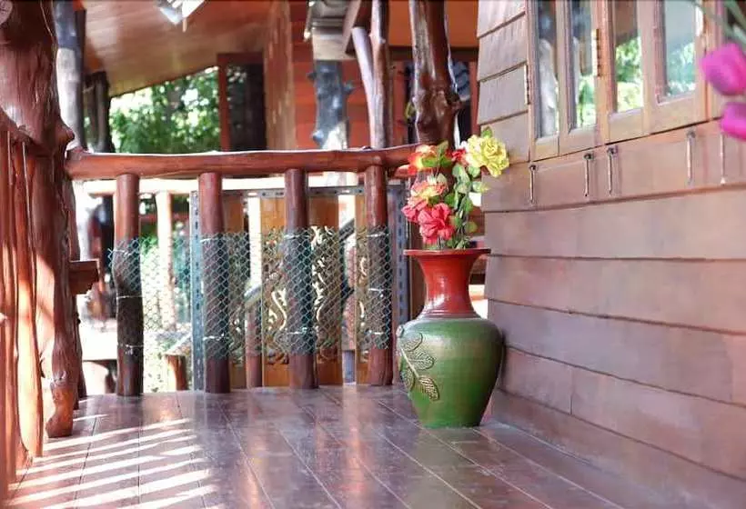 ペンション Baan Tubtim Resort