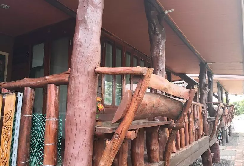 ペンション Baan Tubtim Resort